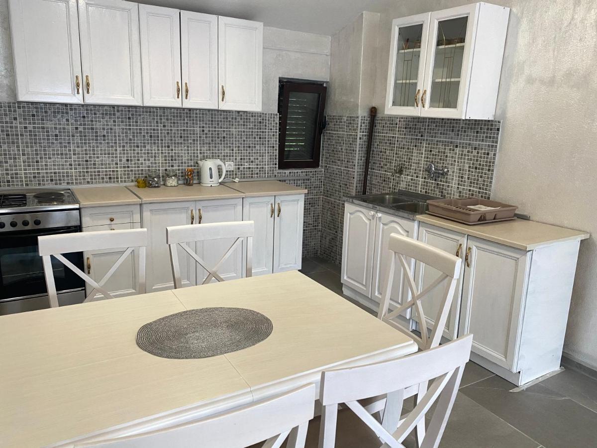 Lux Boka Sea View Apartment Κότορ Εξωτερικό φωτογραφία